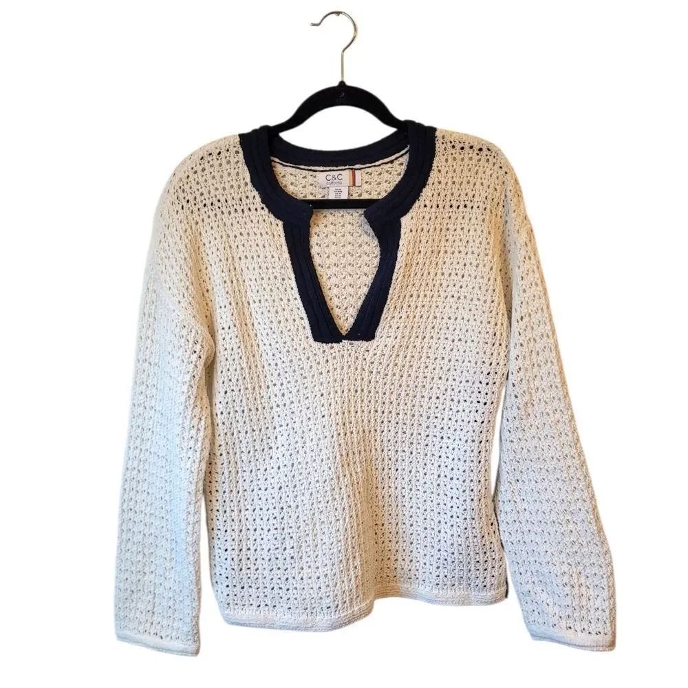 C&C California White & Navy Blue Open Knit Blouse Women's Size US M